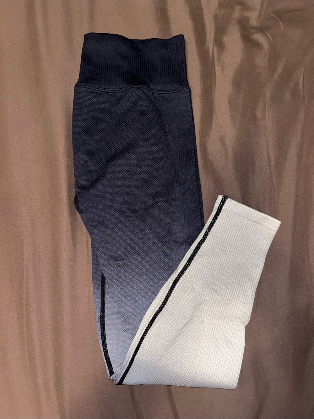 PINK Victoria's Secret Two-Tone Black and White Textured Leggings